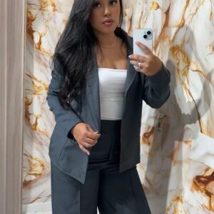 Conjunto alfaiataria, blazer e calça